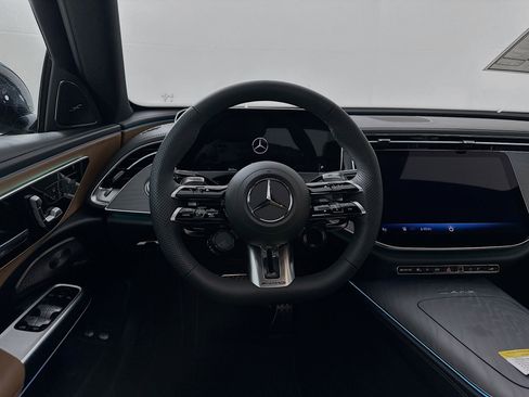 New 2026 Mercedes-Benz E 53 AMG e 4MATIC Sedan image 25