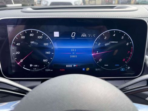 Certified 2024 Mercedes-Benz GLC 300 4MATIC image 3