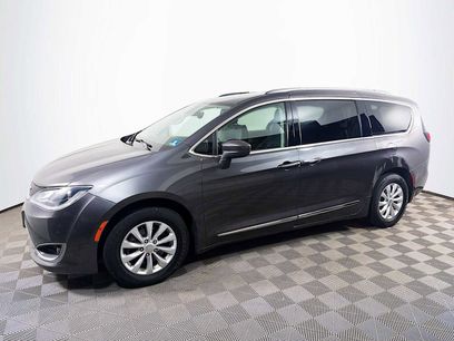 Used 2018 Chrysler Pacifica Touring-L