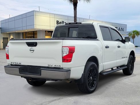 Used 2019 Nissan Titan SV AWD/4WD image 6