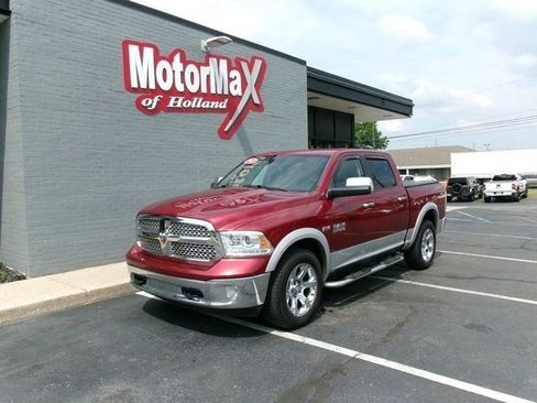 Used 2013 RAM 1500 Laramie w/ Convenience Group AWD/4WD image 2