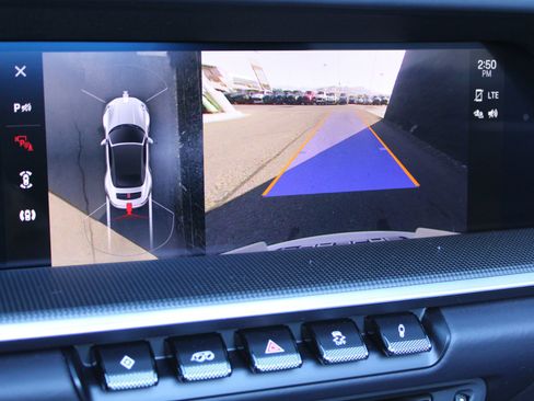 Used 2024 Porsche 911 Carrera image 18