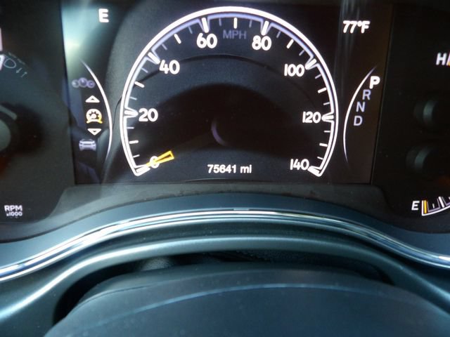 Used 2022 Jeep Grand Cherokee Laredo X AWD/4WD image 17