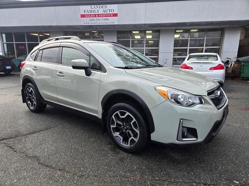 Used 2016 Subaru Crosstrek 2.0i Premium w/ Moonroof Package image 31