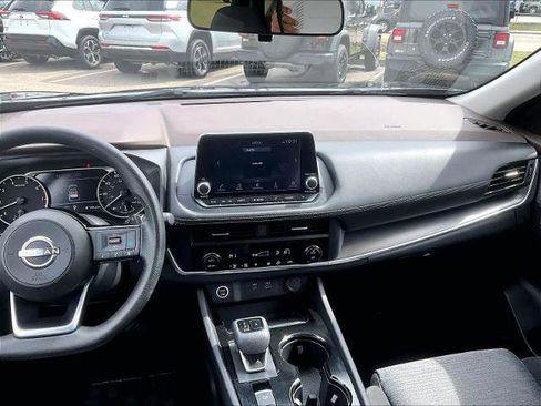 Certified 2023 Nissan Rogue SV AWD/4WD image 18