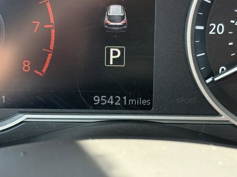 Used 2020 Nissan Kicks SR FWD image 23