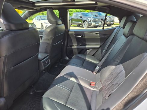 Used 2026 Toyota Camry XSE w/ Premium Package AWD/4WD image 15