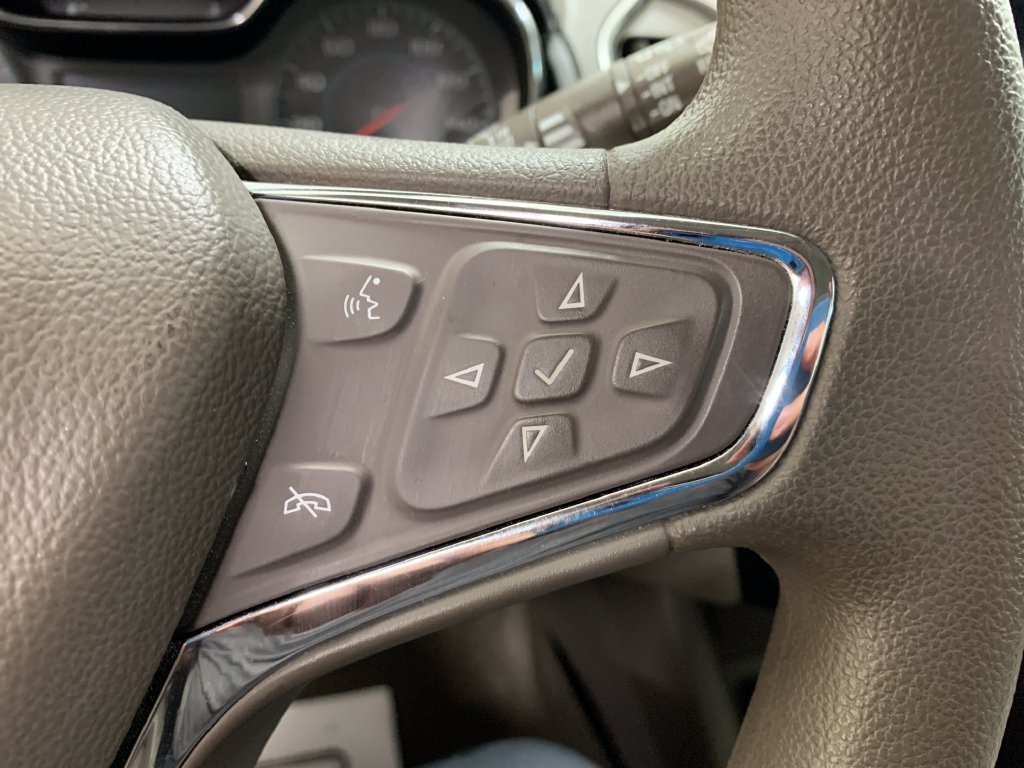Used 2018 Chevrolet Cruze LT FWD image 23