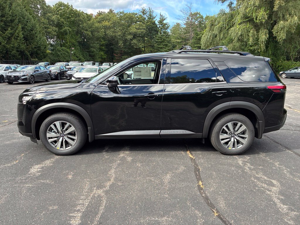 New 2026 Nissan Pathfinder SL AWD/4WD image 4