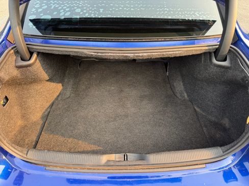 Used 2018 Dodge Charger R/T RWD image 23