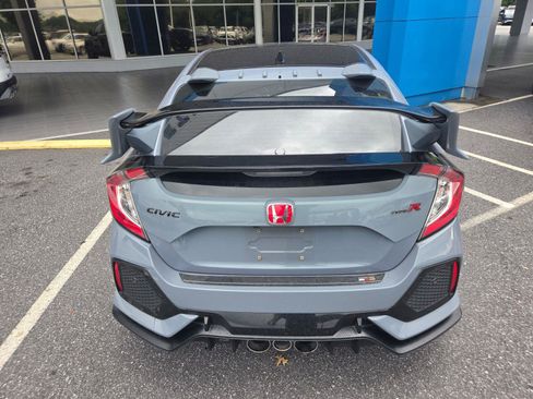 Used 2019 Honda Civic Type R image 6