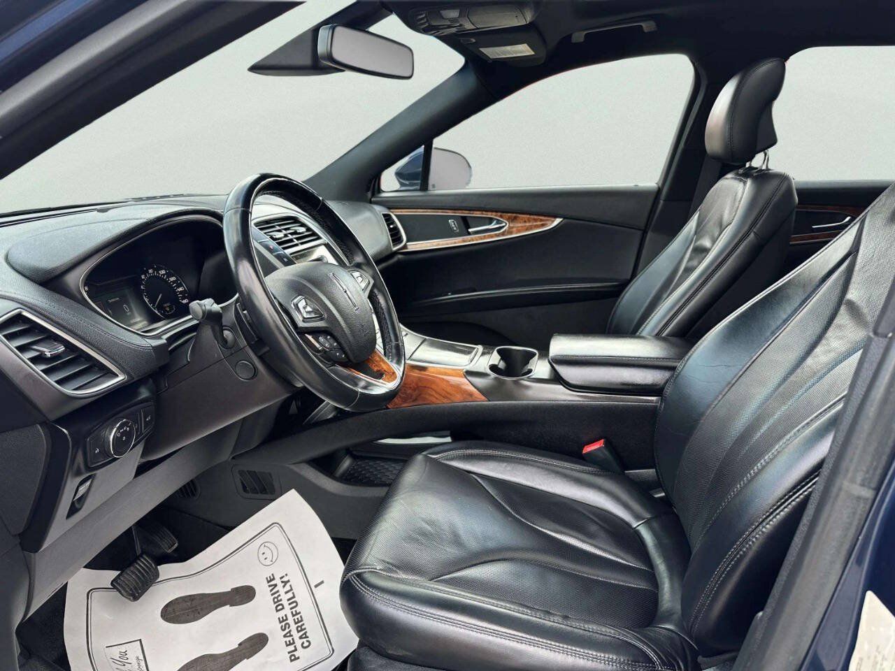 Used 2017 Lincoln MKX Reserve AWD/4WD image 9