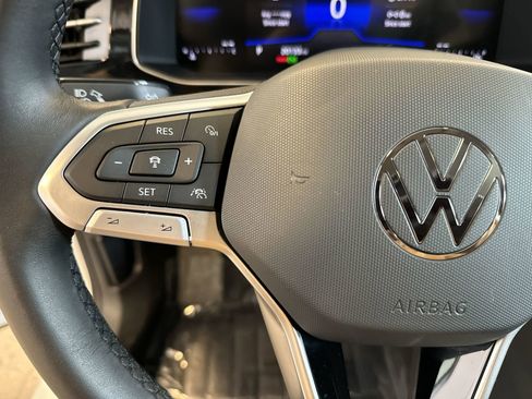 Used 2025 Volkswagen Jetta S image 12