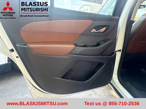 Used 2021 Chevrolet Traverse High Country w/ LPO, Floor Liner Package AWD/4WD image 20