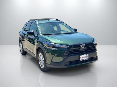 Used 2026 Toyota Corolla Cross LE w/ Moonroof Package FWD image 3
