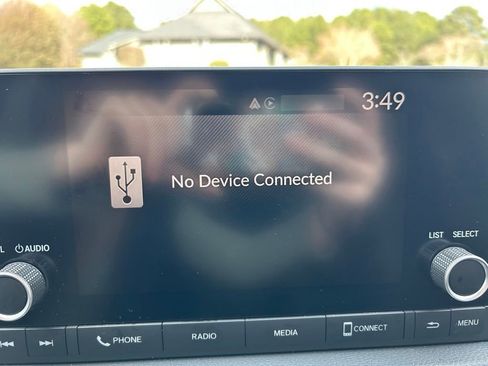 Used 2025 Honda Civic Sport image 25