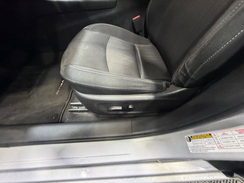 Used 2022 Nissan Altima 2.5 SV FWD image 14