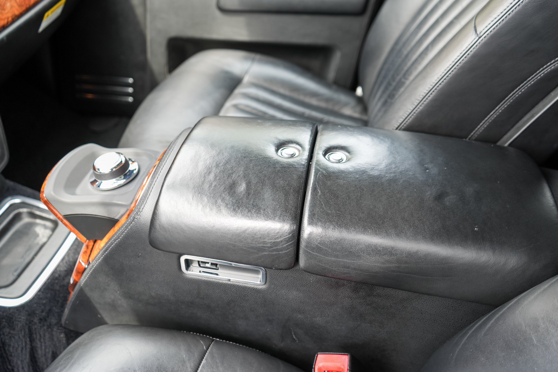 Used 2005 Rolls-Royce Phantom Sedan RWD image 20
