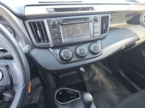 Used 2016 Toyota RAV4 LE image 32