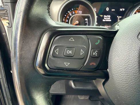 Used 2018 Jeep Wrangler Unlimited Sport S AWD/4WD image 18