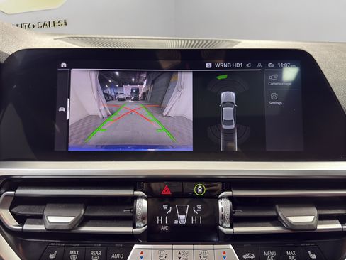 Used 2022 BMW 330i xDrive 330i xDrive w/ M Sport Package image 16