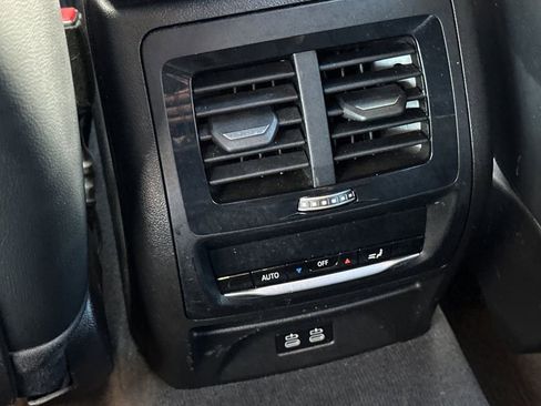 Used 2023 BMW X3 sDrive30i image 13