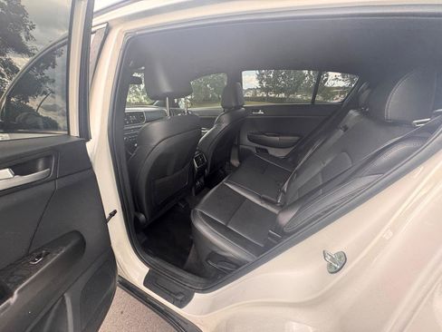Used 2021 Kia Sportage S FWD image 9