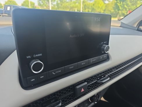 Certified 2025 Honda HR-V LX image 20