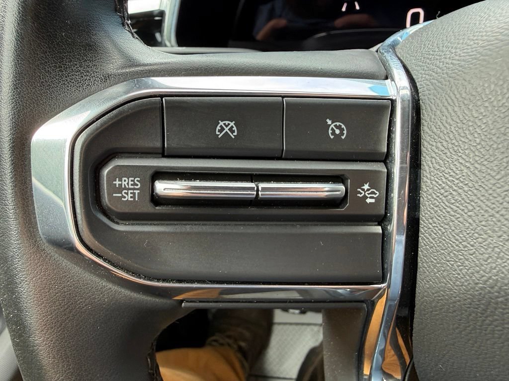Used 2024 GMC Canyon Elevation w/ Convenience Package AWD/4WD image 47