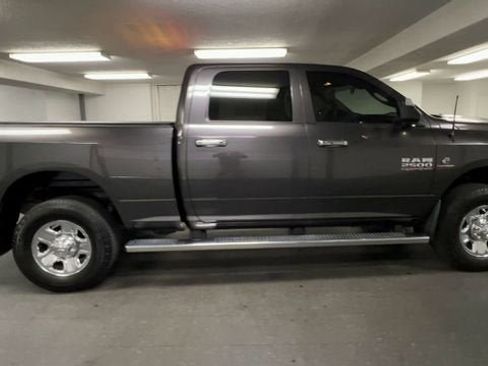 Used 2018 RAM 2500 Tradesman w/ Chrome Appearance Group AWD/4WD image 9