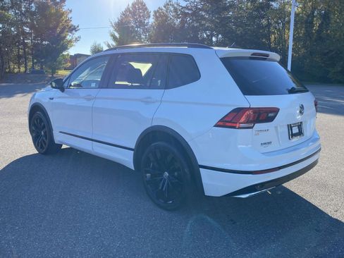 Used 2021 Volkswagen Tiguan SE R-Line image 6
