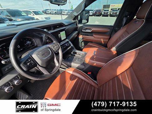 Used 2025 GMC Sierra 2500 Denali Ultimate AWD/4WD image 10