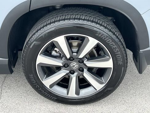 Used 2025 Honda Pilot Touring image 19