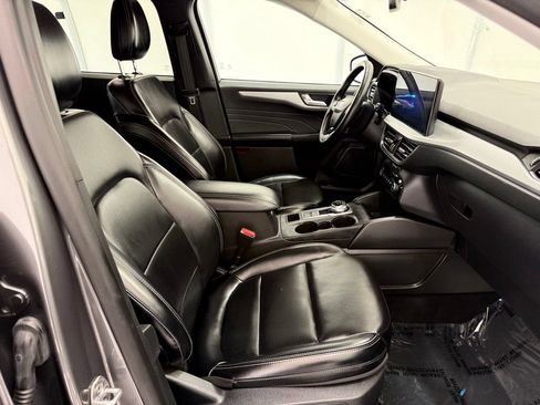 Used 2024 Ford Escape Platinum AWD/4WD image 22