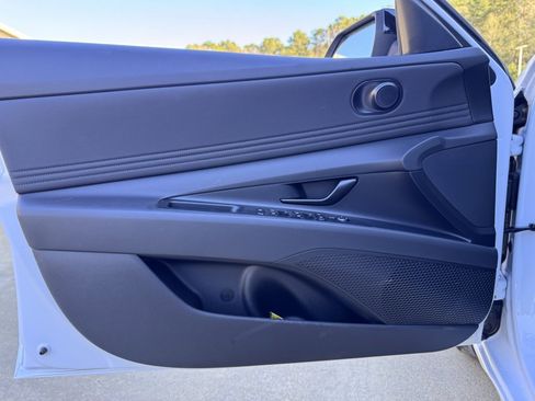 New 2026 Hyundai Elantra Sport image 19