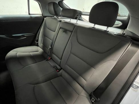 Used 2020 Hyundai Ioniq SE FWD image 14