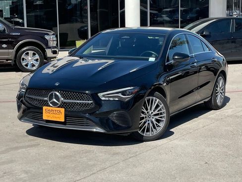 Used 2025 Mercedes-Benz CLA 250 image 9