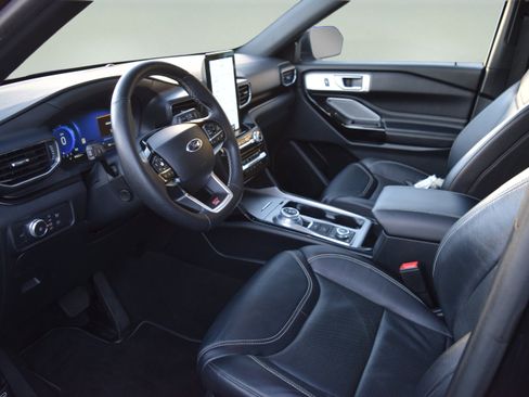 Certified 2021 Ford Explorer ST w/ Equipment Group 401A image 11