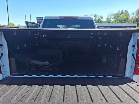 Used 2024 Chevrolet Silverado 1500 LT AWD/4WD image 28