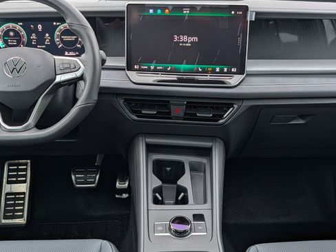 New 2026 Volkswagen Tiguan SE R-Line image 11