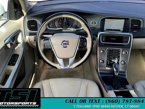 Used 2015 Volvo S60 T5 Premier image 5