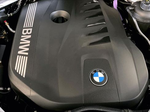 New 2027 BMW X7 xDrive40i w/ M Sport Package AWD/4WD image 16