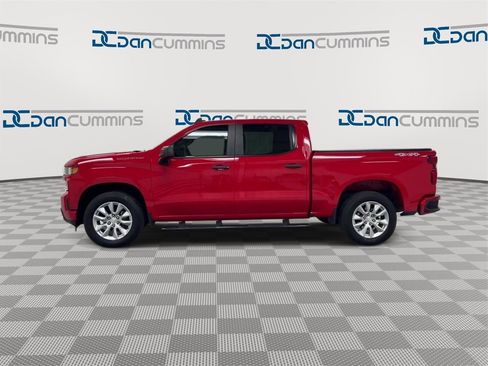 Used 2020 Chevrolet Silverado 1500 Custom w/ Custom Value Package image 5