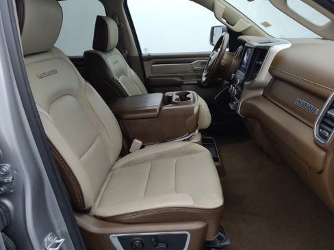 Used 2019 RAM 1500 Laramie image 21