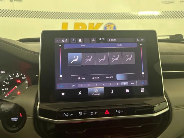 Used 2023 Jeep Compass Limited AWD/4WD image 28