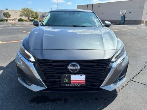 Certified 2023 Nissan Altima 2.5 SV FWD image 9