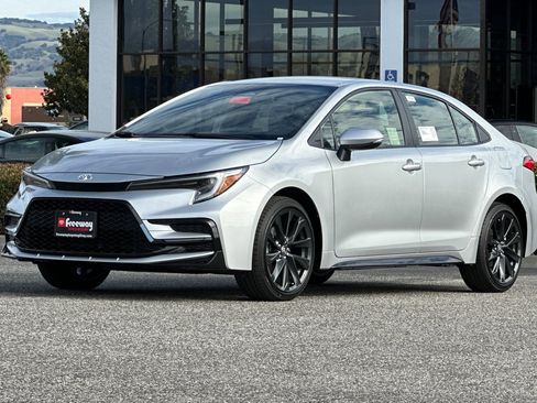 New 2026 Toyota Corolla SE image 8