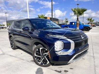 Used 2024 Mitsubishi Outlander SE Black Edition
