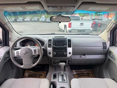 Used 2017 Nissan Frontier SV AWD/4WD image 22