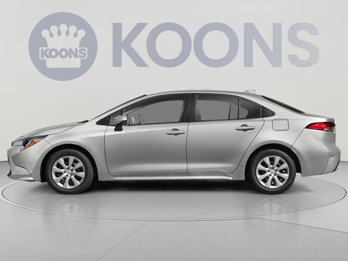 Used 2022 Toyota Corolla LE FWD image 7